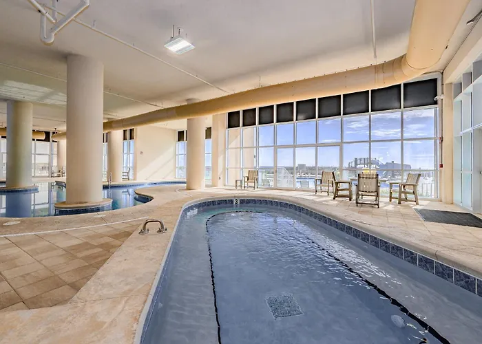 Phoenix Gulf Towers 1002